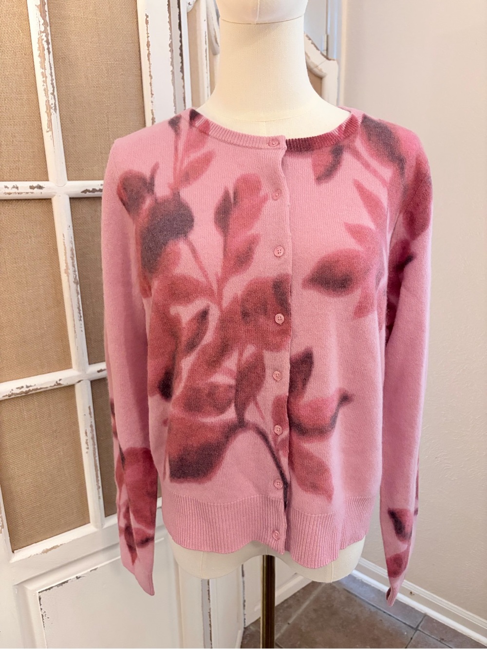 Anthropologie Juliet Cardigan 100% Cashmere L Pink Floral Classic Chic NWT